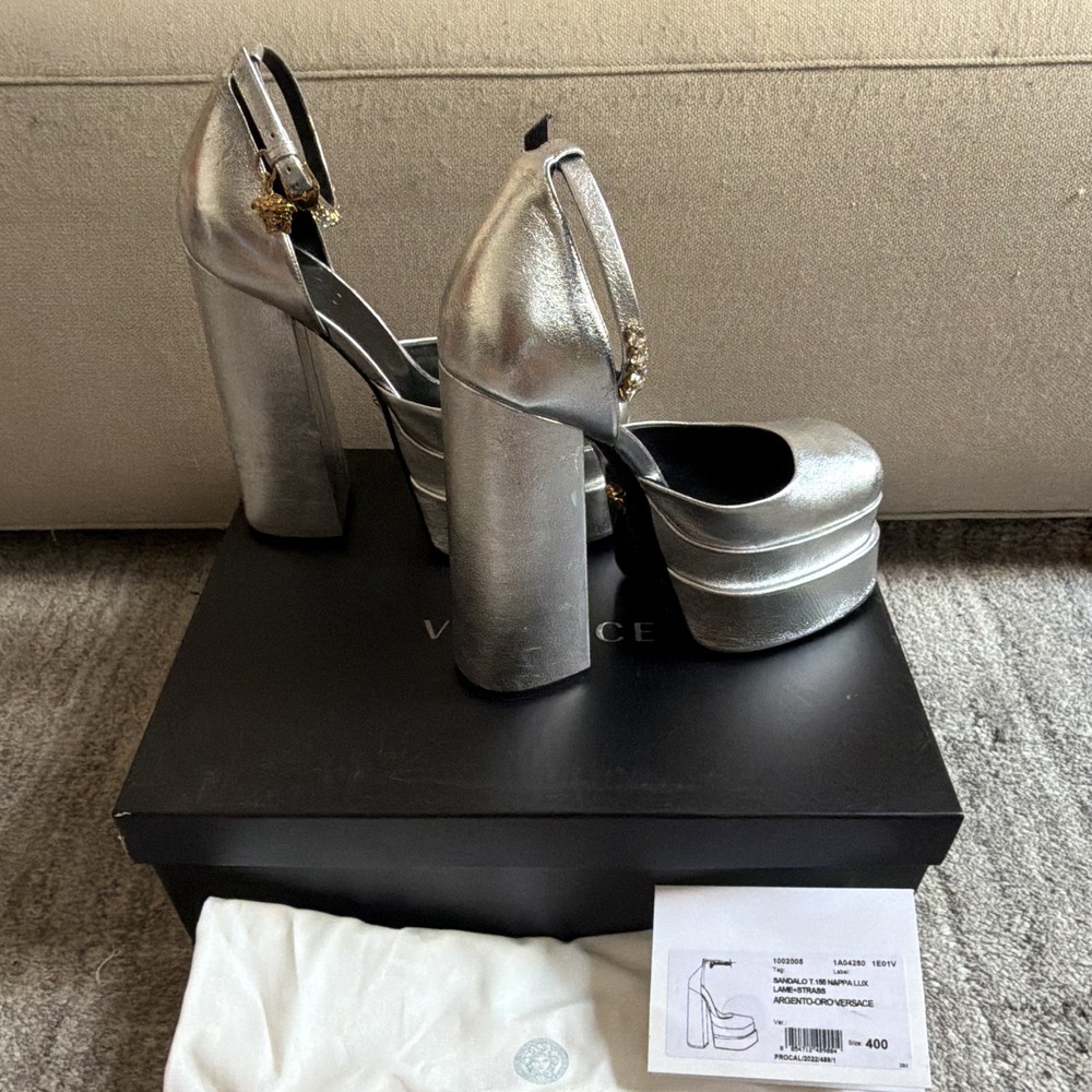 Versace Silver Leather Platform Ankle Strap Square Toe Block Heel Pumps 9.5 - Picture 6 of 6